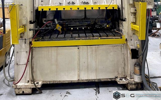 200 ton Niagara SE2-200-72-42 UH, Used Niagara Mechanical Stamping Press For Sale, Refurbished