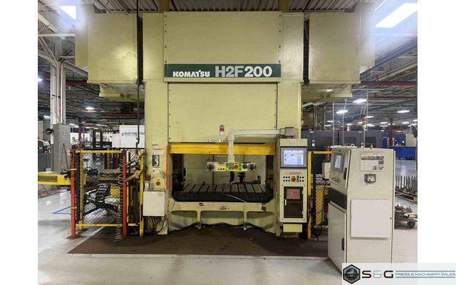 200 ton Komatsu Metal Stamping Servo Press Model H2F200, Year 2003!