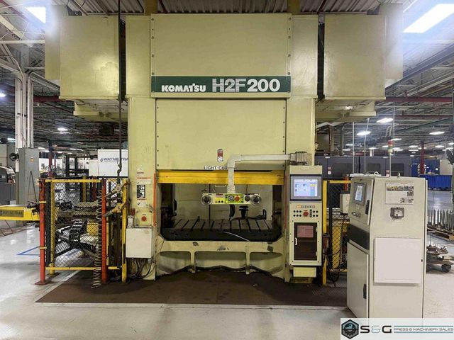 200 ton Komatsu Metal Stamping Servo Press Model H2F200, Year 2003!