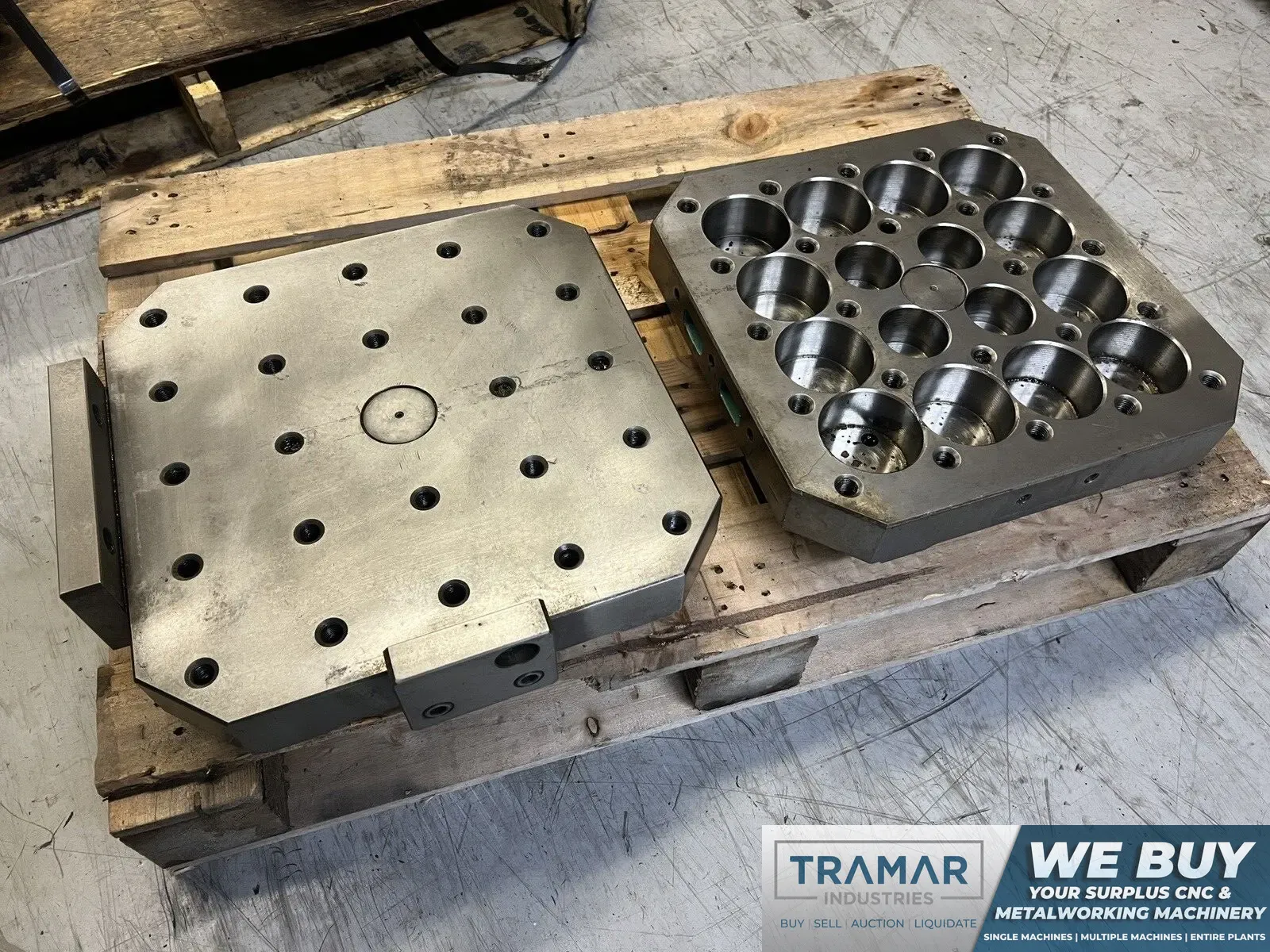 Makino A51 400mm x 400mm CNC Pallet Table For Sale