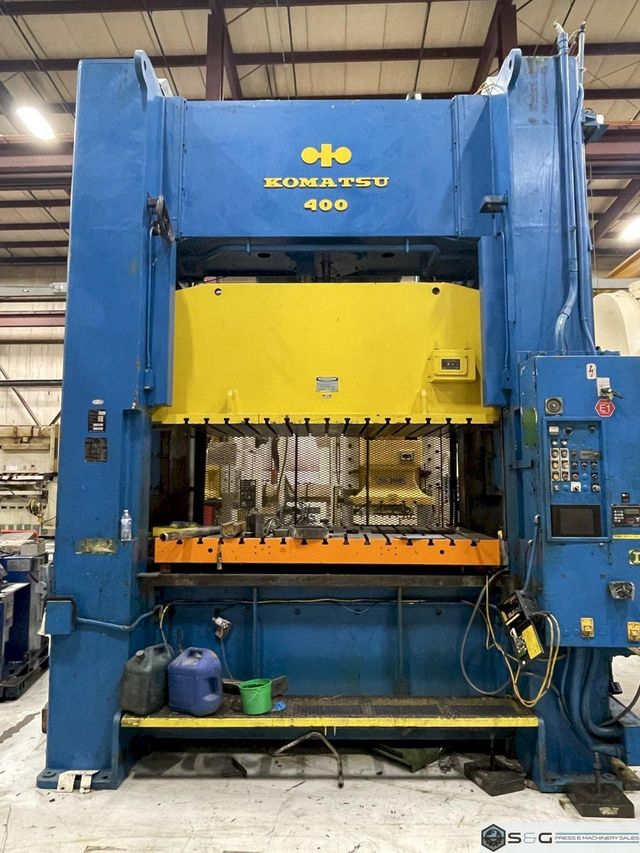 300 ton Komatsu E2P-300 Used Straight Side Mechanical Metal Stamping Press For Sale