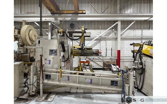 15,000 lbs. x 18" Wide Coe Press Equipment Coil Reel and Coe Powered Straightener For Sale