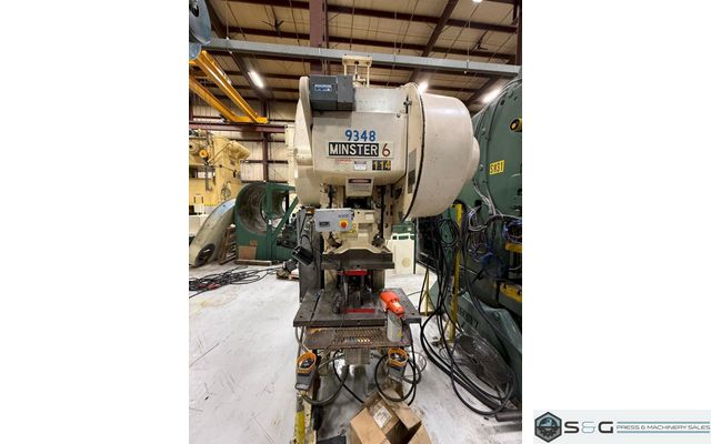 60-ton Minster #6SS Open Back Inclinable Geared Press For Sale, Year 1986