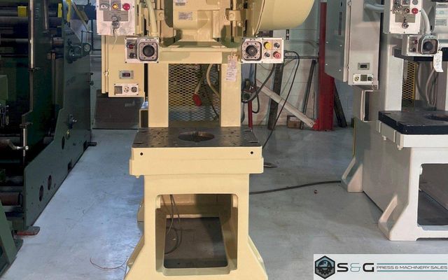 60 ton Minster #6SS OBS Flywheel Press, New 1995