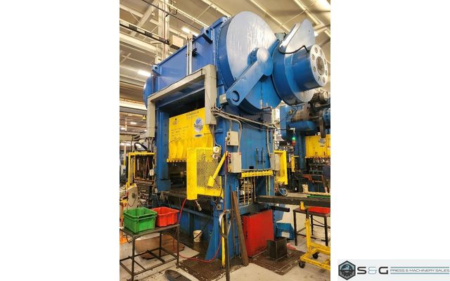 400 ton Niagara BP2-400-84-48 Used Straight Side Mechanical Metal Stamping Press, Year 1980