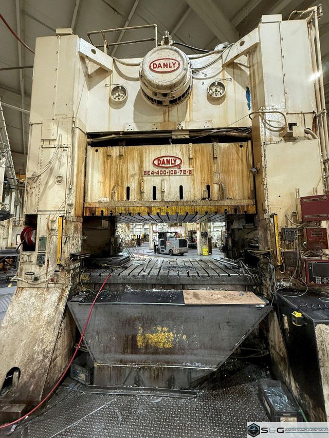400-ton DANLY S4-400-108-72 Double Crank Straight Side Mechanical Press - Used