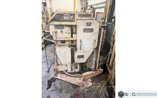 MINSTER MEF7-32 Servo Feeder - 32" Width, .125" Thickness