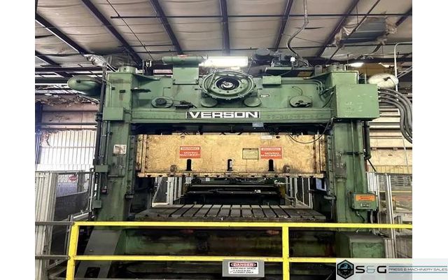 1990 - 300 ton Capacity VERSON S2-300-96-54t Straight Side Mechanical Press For Sale