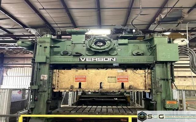 1990 - 300 ton Capacity VERSON S2-300-96-54t Straight Side Mechanical Press For Sale