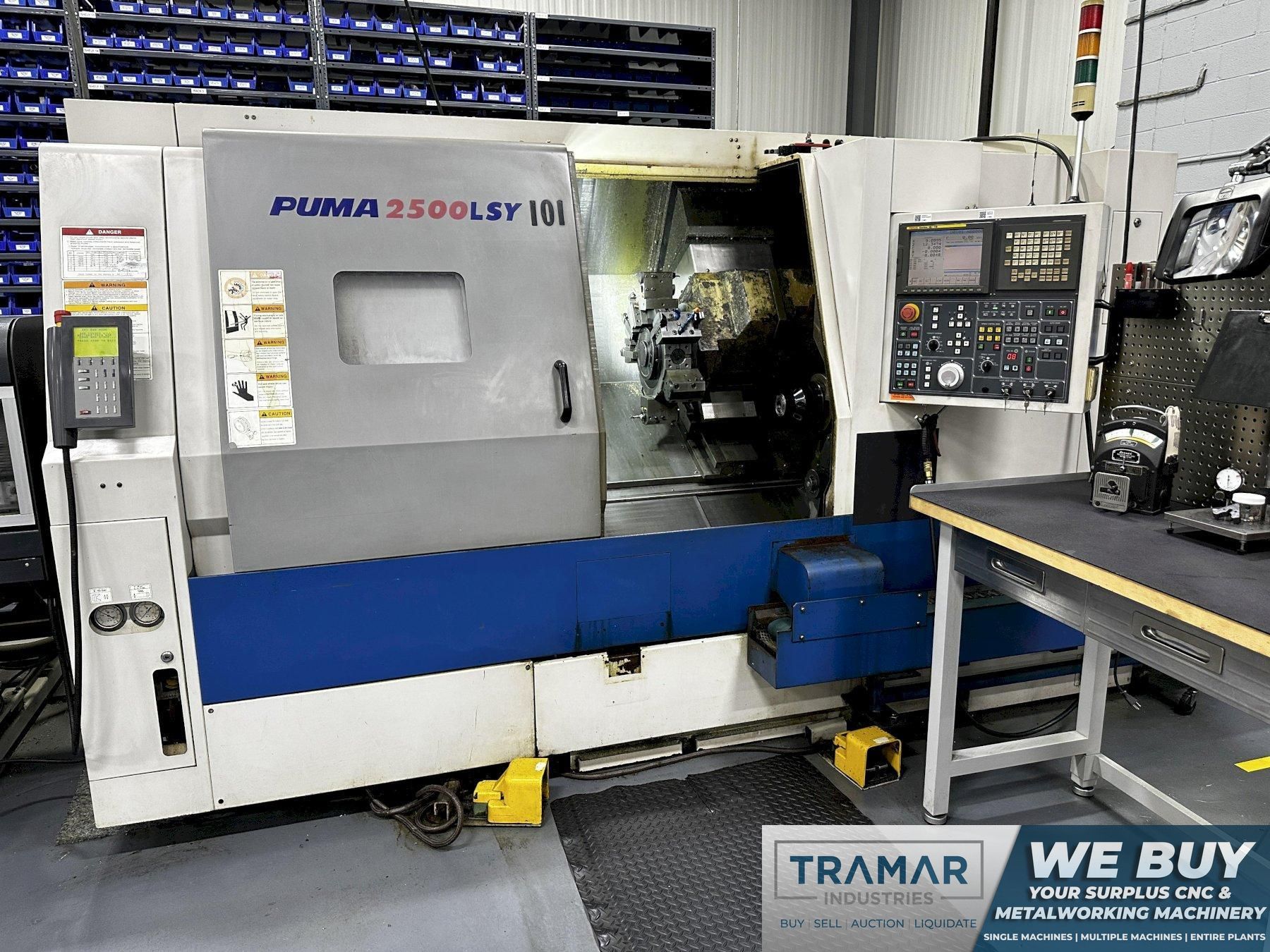 Doosan Daewoo Puma 2500LSY CNC Horizontal Lathe For Sale - 2005