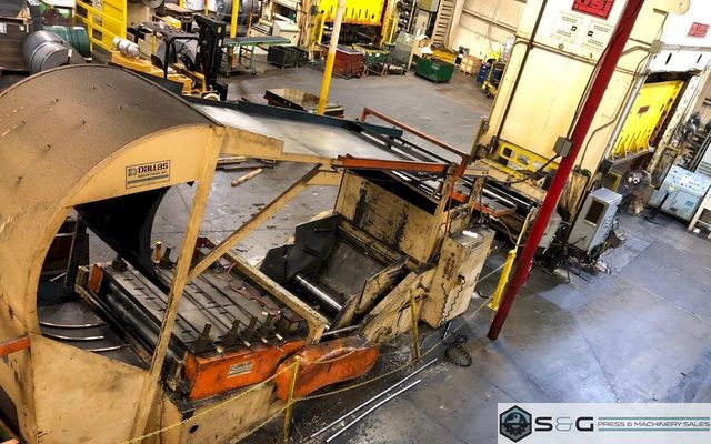 30,000 lbs x 60" Wide Dallas Industries Coil Cradle Straightener
