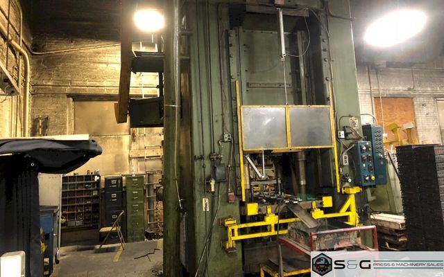 1000 ton Verson S1-1000-48-42t Straight Side Single Crank Mechanical Metal Stamping Press For Sale