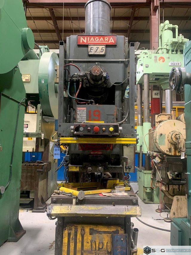 75 Ton NIAGARA E75, Used Mechanical Metal Stamping Gap Frame Press For Sale, Good Running Press!