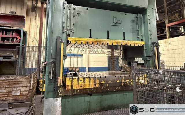 300-ton Verson Straight Side Mechanical Stamping Press For Sale. Model S2-300-96-54t, In Operation in a plant!