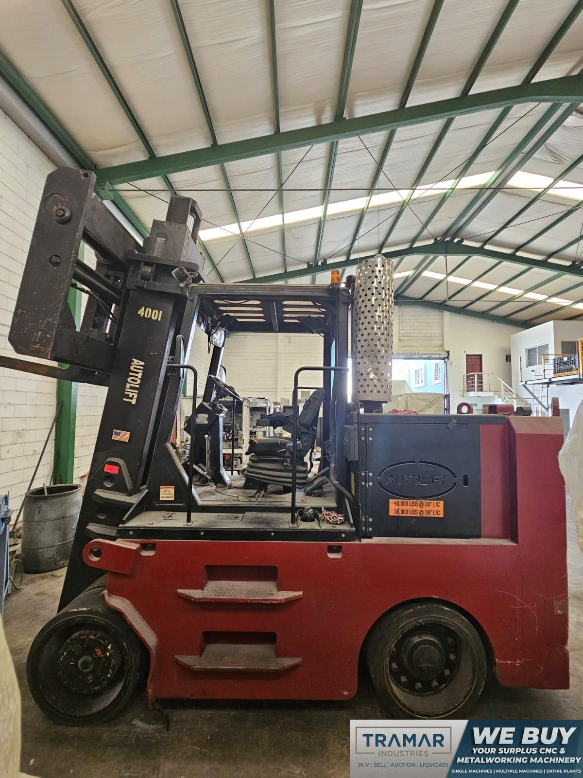 2013 FORKLIFT AUTOLIFT 40,000LBS