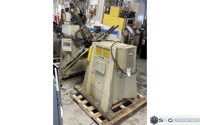 2,000 lbs. x 12" Wide Littell Coil Reel and Powered Straightener For Sale