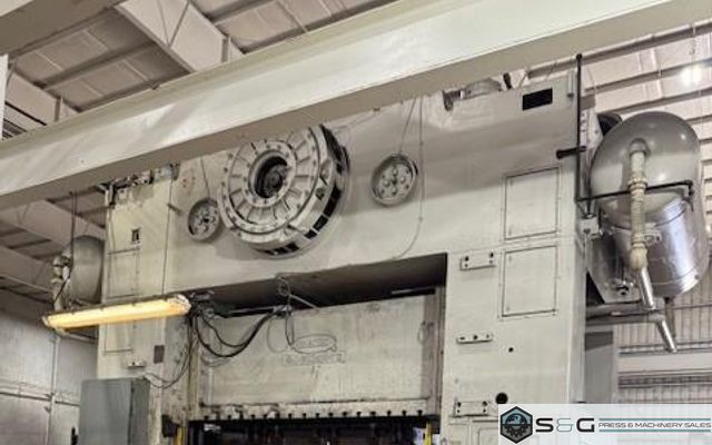 600 ton Danly Straight Side Press Model #S4-600-108-72 For Sale, Floor Standing!