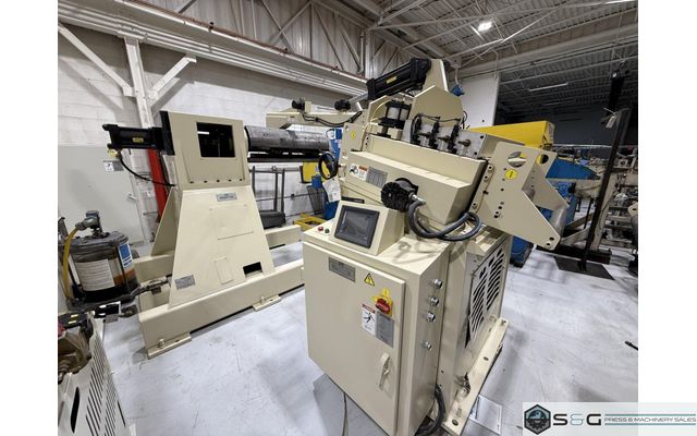 24,000 lbs. x 32" Width Minster Conventional Heavy Duty Servo Coil Feed Line, Model MRH20-38S / MSH30-32-7 / MEF6-32S, Year 2007