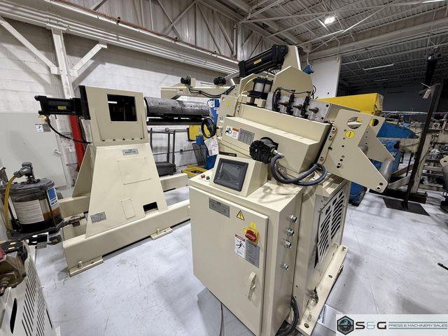 24,000 lbs. x 32" Width Minster Conventional Heavy Duty Servo Coil Feed Line, Model MRH20-38S / MSH30-32-7 / MEF6-32S, Year 2007