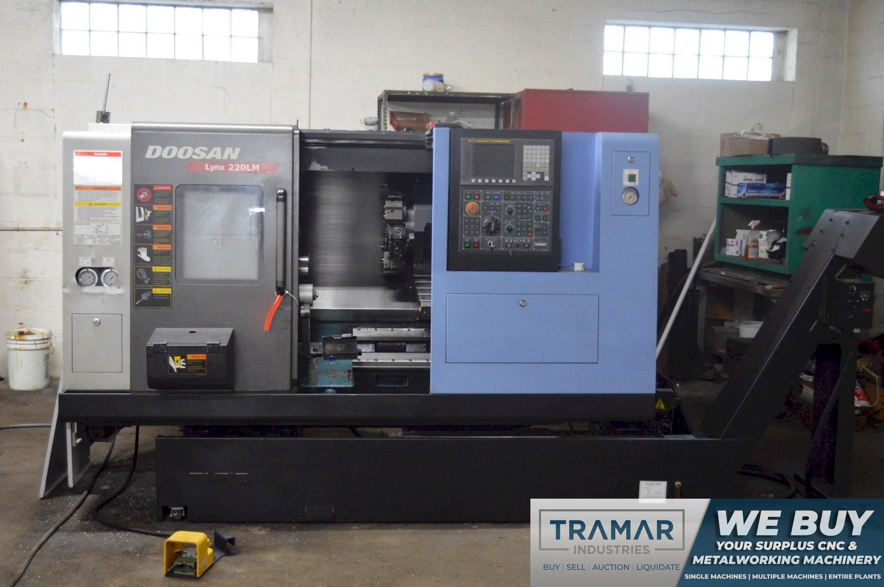 Doosan Lynx 220LMA CNC Lathe, Fanuc i, 6