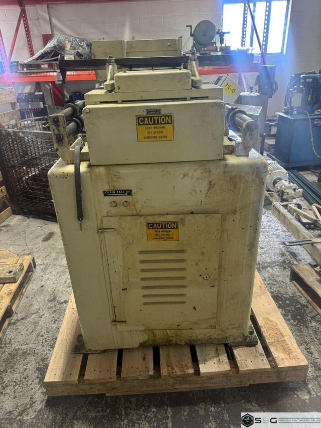 12" Wide CWP Powered Straightener Model #12B For Sale
