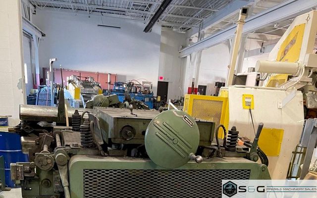 18" wide Littell Powered Straightener Model# 418D-7PDL