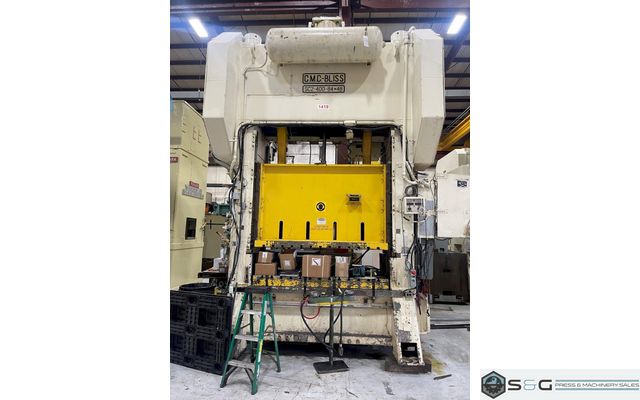 400 ton Bliss SC2-400-84-48 Used Straight Side Mechanical Metal Stamping Press For Sale, Year 1980, Good Running Press!