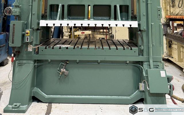 300-ton Minster E2-300-84-48 Hevi-Stamper Used Straight Side Stamping Press For Sale, Year 1981
