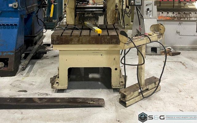 150 ton Komatsu Model OBS 150-2 Used Single Point Mechanical Metal Stamping Gap Frame Press For Sale, Year 1984