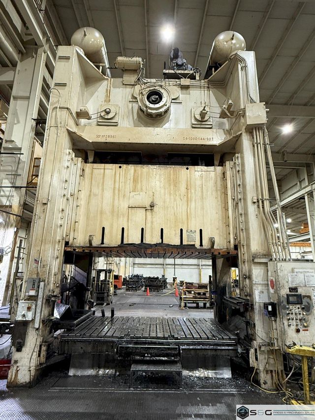 1000-ton Verson S4-1000-144-90T Straight Side Press - Used, Double Crank Stamping Press For Sale