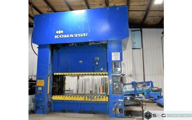 500 ton Komatsu Model E2P 500 Straight Side Metal Stamping Press For Sale, Year 1988 - Reconditioned