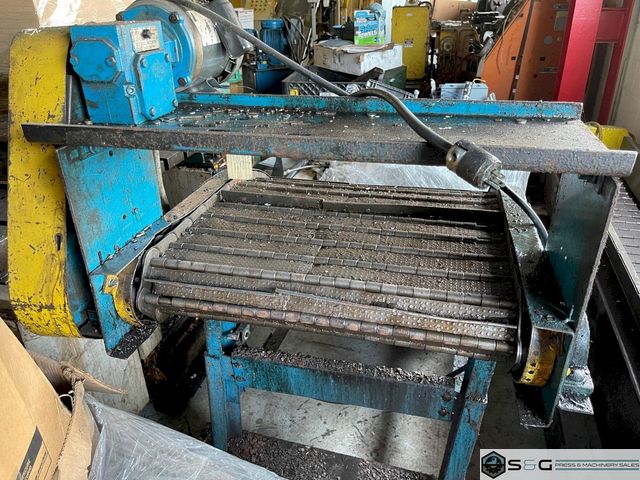 24" x 8'  "Steel Trak" Conveyor by New London Engineering