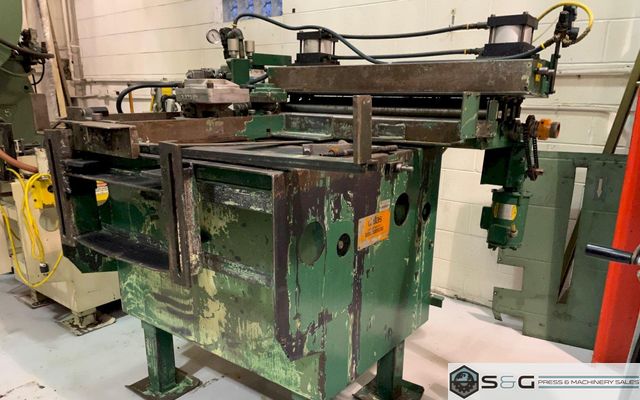 36" x 18" Dallas Industries Coil Air Feed with Straightener