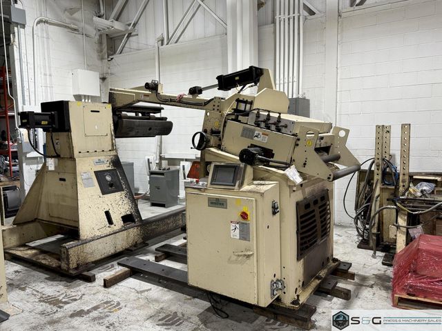 24,000 lbs. x 32" Width Minster Coil Reel and Minster Powered Straightener,  Model#MRH20-38S & MSH30-32-7, Year 2007