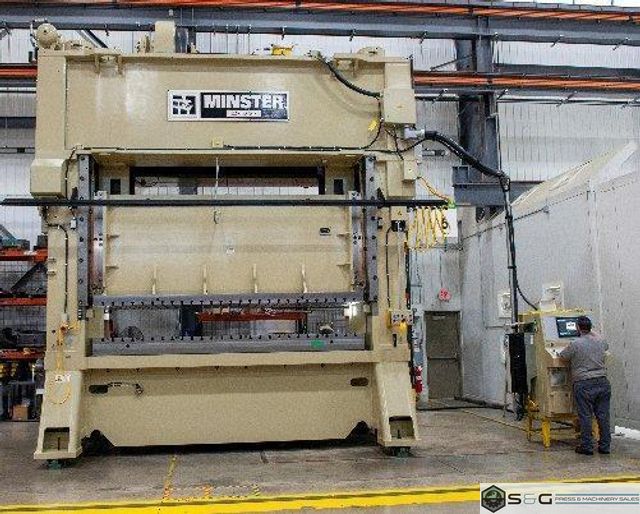 600 ton Minster Hevistamper E2-600-144-60 Straight Side Press, New in 1996 Rebuilt