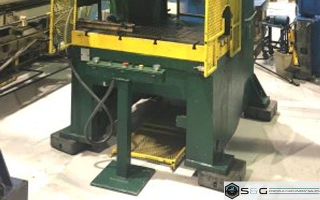 200 Ton Minster G2-200 Used Mechanical Metal Stamping Double Crank Gap Frame Press For Sale