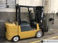 6,000 lbs Caterpillar Fork Lift