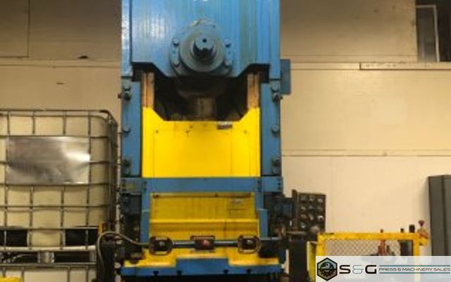 150 Ton NIAGARA E-150 OBS / Gap Frame Used Mechanical Metal Stamping Press For Sale, Under Power!
