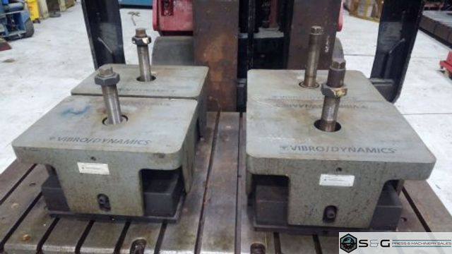 VIBRO DYNAMIC Vibration Isolators, Model #25MXL 1442,