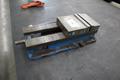 Kurt D-688 6" Machine Vise, Steel Jaws, Handle- Auction Item