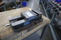 Kurt D-675 6" Machine Vis,e Steel Jaws, Handle- Auction Item