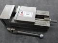 Kurt II PT600 6" Machine Vise, Horizontal-Vertical Mounting, Steel Jaws, Handle- Auction Item