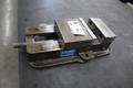 Kurt D-675 6" Machine Vise, Steel Jaws, Handle- Auction Item