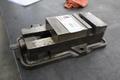 Kurt D-40 4" machine Vise, Steel Jaws, Handle- Auction Item