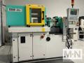 17 TON .05 OZ ARBURG MODEL 220S-150-35 INJECTION MOLDING MACHINE MFG 2000 WITH VERY LOW HOURS