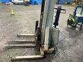 Crown 2000 Lbs Electric Walkie Straddle Pallet Stacker - 20mt