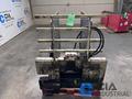 2,500 LB. CASCADE MODEL 25D-CCB-145 HYDRAULIC CARTON CLAMP