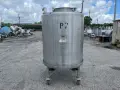 PORTABLE STAINLESS STEEL TANK