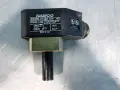 NAMCO CONTROLS 3000 PSI CYLINDICATOR PROXIMITY SWITCHES  -  EE230-31320