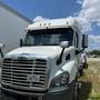 Freightliner Cascadia 125 Sleeper Truck, 2016 – Detroit DD15, Automatic / Manual, Tandem Axle Class 8 Semi Tractor
